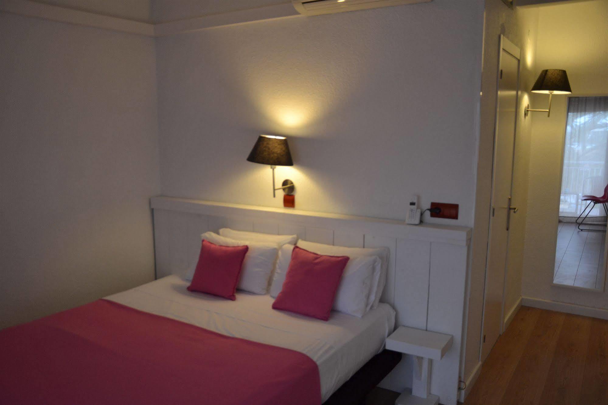 Solvi Hotel - Adults Only Vilanova i la Geltrú Exteriér fotografie